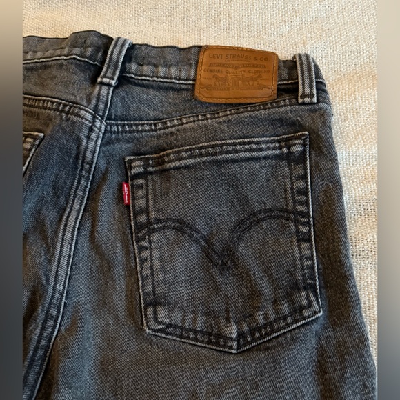 Black Button Fly “wedgie” Levis - Picture 2 of 2